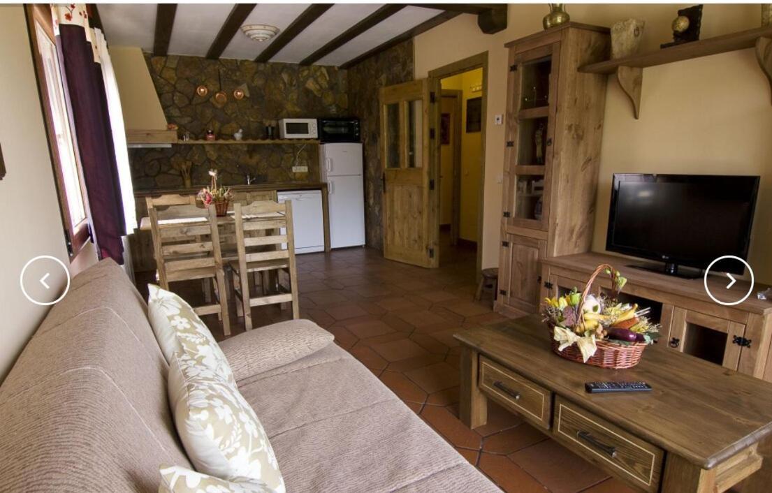 Apartamentos Rurales "La Cabana" Раскафриа Экстерьер фото